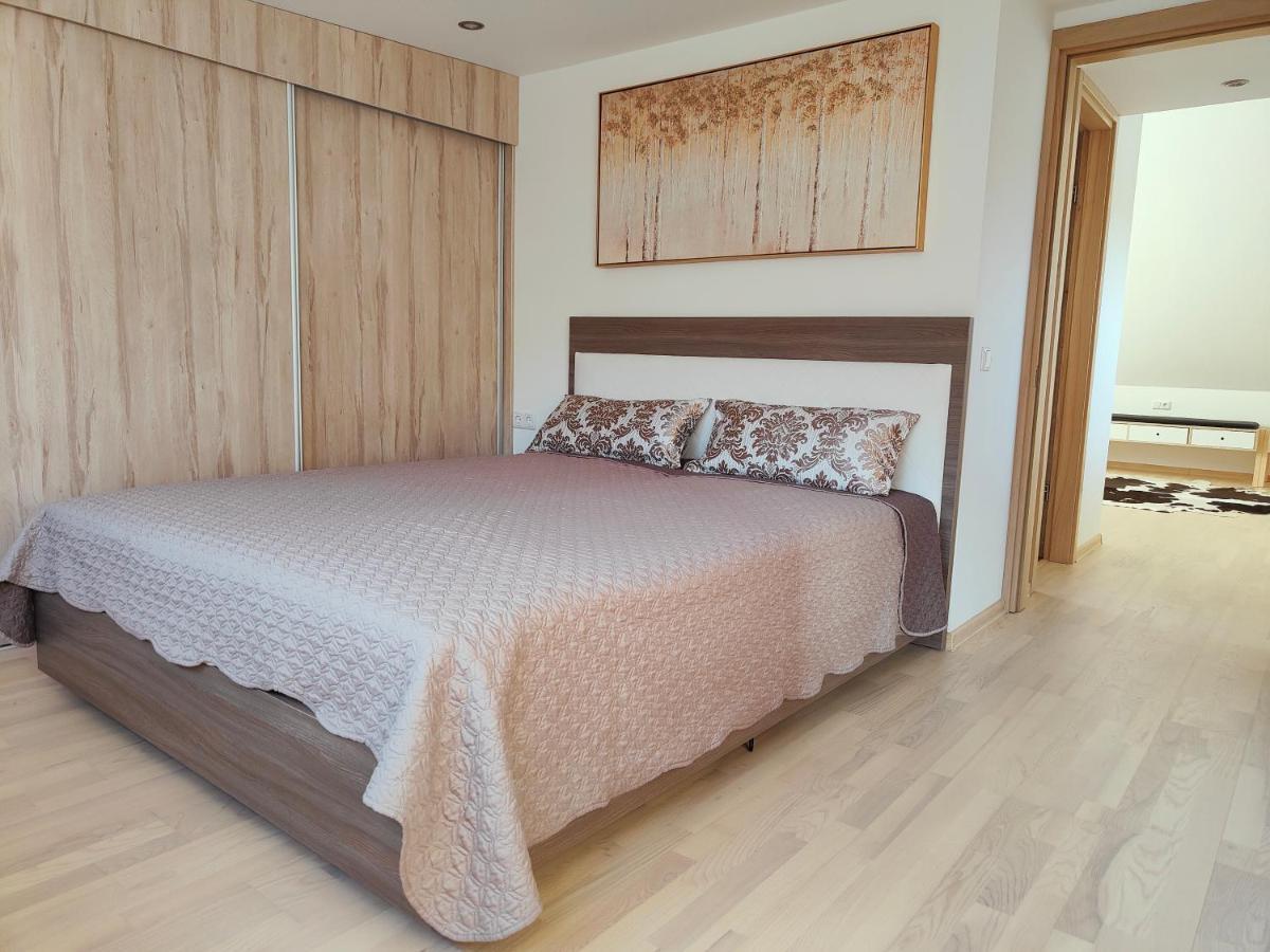 Green Hill Valley Apartments Каунас Экстерьер фото
