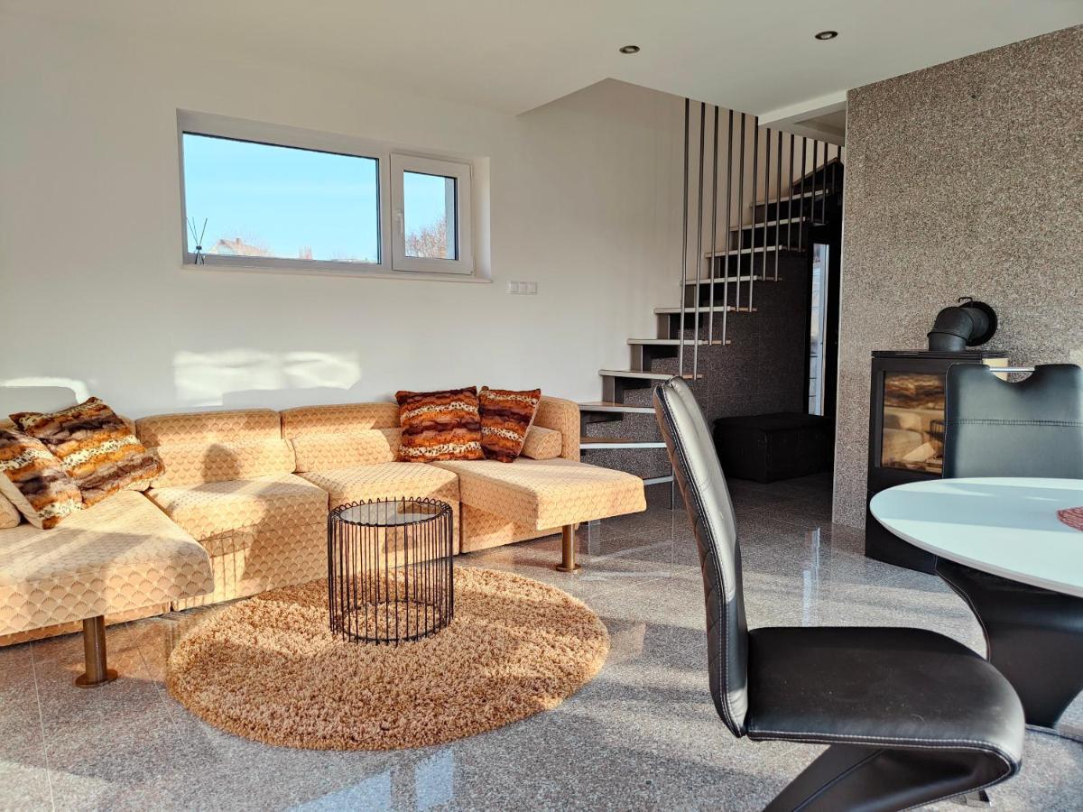 Green Hill Valley Apartments Каунас Экстерьер фото